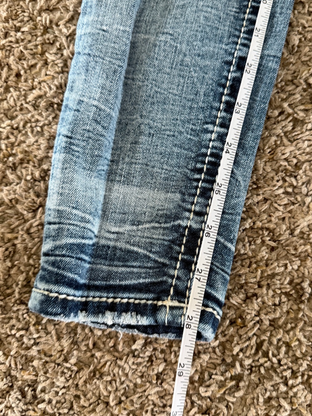 Rock Revival Blue Women's Skinny Jeans with Embroidered Details - Picture 5 of 6